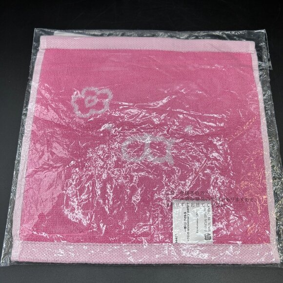 Usamaru 10th Anniversary Face Hand Towel Pink Bandai Namco New Sealed - Picture 4 of 7